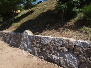 Mur contemporain, Pont de Montvert, granit